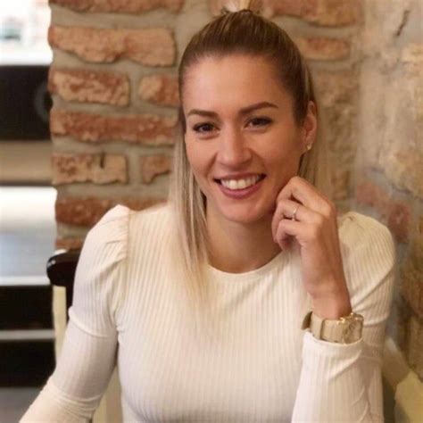 Petra Urbanová pri práci
