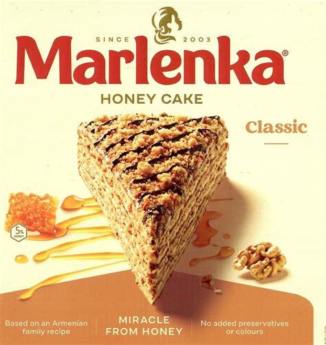 Koláž rôznych klasických tort: Sacherova, Jahodová, Krtkova, Marlenka