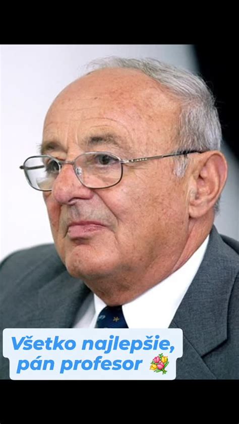 Pozlátko je vhodné nielen ako šál, ale dokonale zdobí aj klobúk