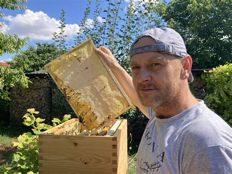 Rodinná včelia farma na Slovensku