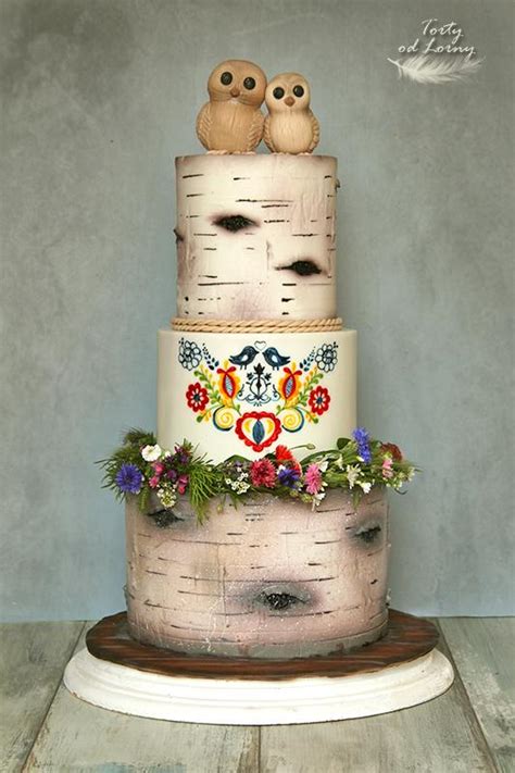 Torta s ľudovými motívmi inšpirovaná Banskou Štiavnicou