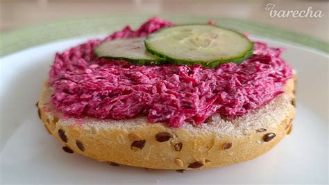 Cviklová nátierka s feta syrom