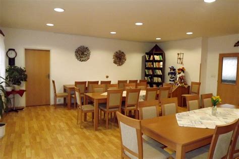 Interiér ZSS Centrum Zvolen - jedáleň a spoločenská miestnosť