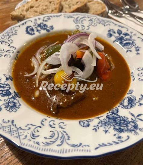 Cibuľové ragú s paprikou