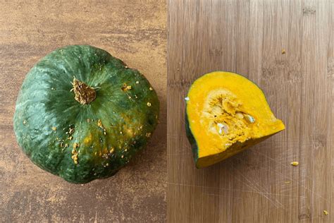 Tekvica Kabocha - jej typický vzhľad a sfarbenie