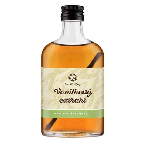 Fľaše alkoholu vhodného na vanilkový extrakt