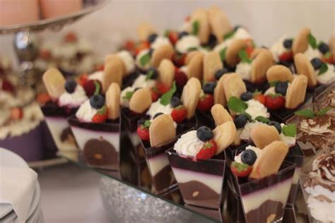 Inšpirácia pre candy bar a sladké výslužky na svadbe