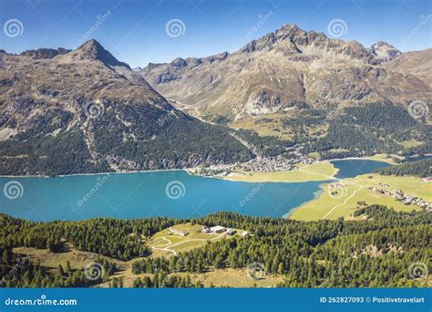 Panoramatický výhľad z vrcholu Piz Corvatsch