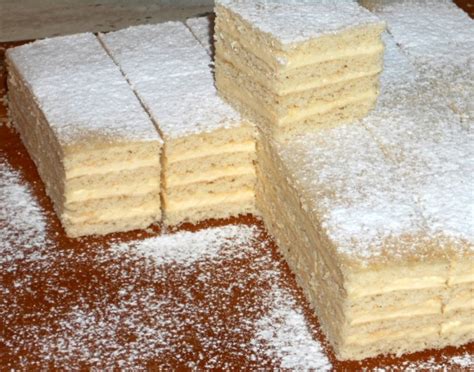 Cesto na salajkové rezy pripravené na vaľkanie