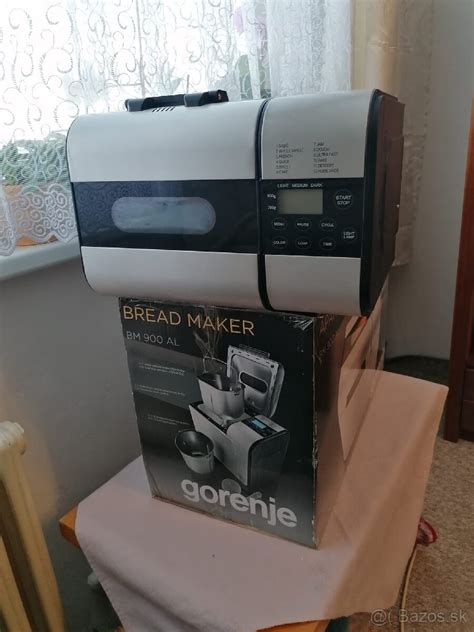 Domáca pekáreň Gorenje BM 900 BKC