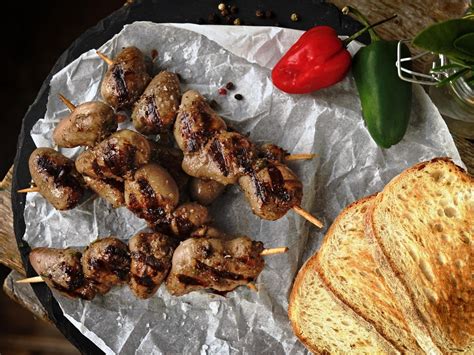 Rozmanité šašlíky z grilu