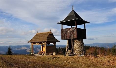 Mikovčákova rozhľadňa na Kamenitom