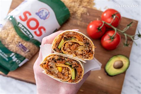 Mexické burrito s hovädzím mäsom, ryžou a zeleninou