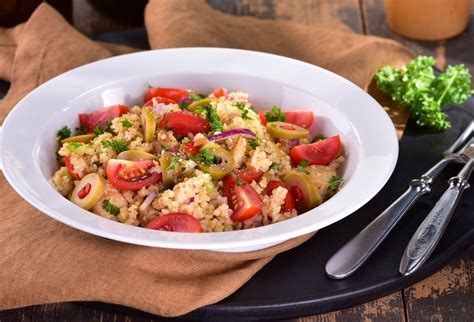 Bulgur s kuracím mäsom a farebnou zeleninou