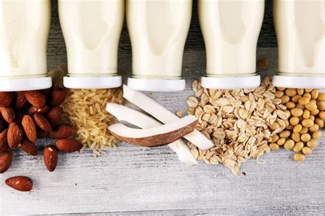 Obrázok rôznych typov nutričných drinkov bez kravského mlieka