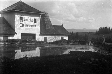 Historická fotografia pekárne Krúpa vo Vaďovciach