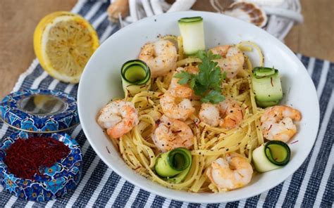Linguine s krevetami a cherry paradajkami