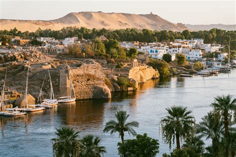 Staroveká egyptská plachetnica na rieke Níl