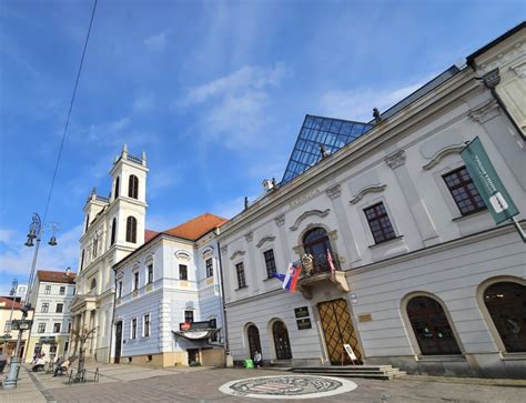 Detail práce v reštaurátorskom ateliéri Konzervačného centra