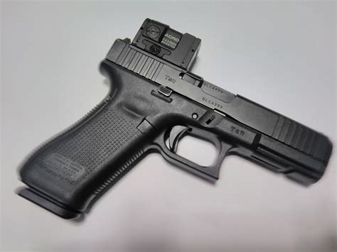 Glock 17 s kolimátorom ACRO C-2