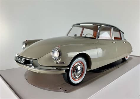 Historický model Citroën DS 19