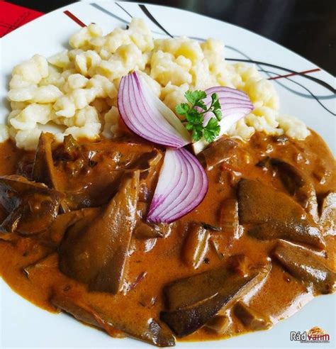 Nasekaná hliva ustricová pripravená na varenie