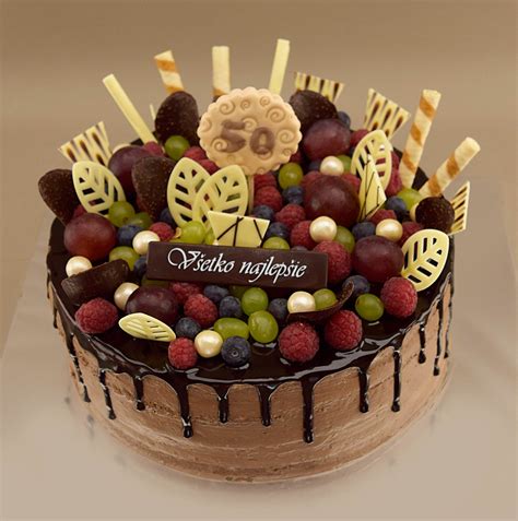 narodeninová torta s ovocím