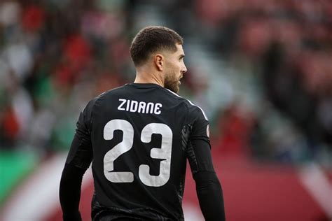 Portrétny záber Zinedina Zidana z MS 1998
