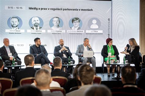 Infografika: Ako sa menila parkovacia politika v mestách