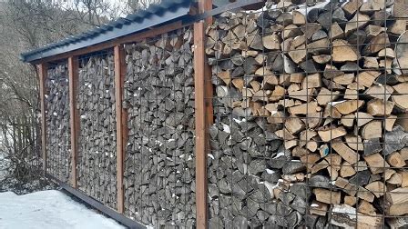 Schéma kari siete s vyznačenými pozdĺžnymi a priečnymi drôtmi