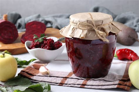 Cvikla a jej výluh s farebnými zmenami
