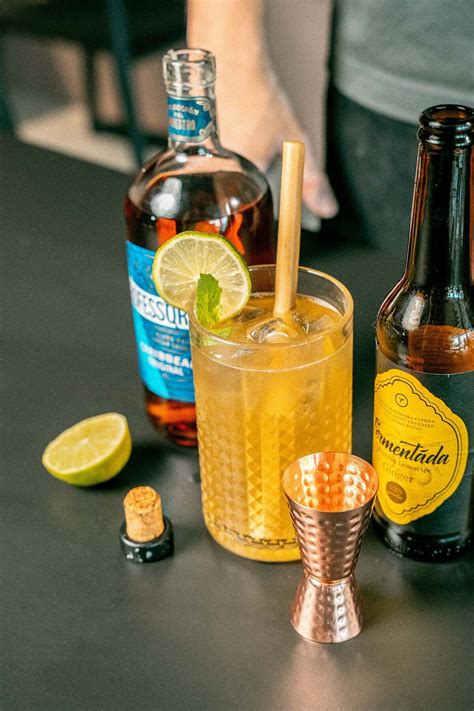 príprava mojita s rumom