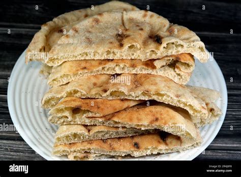 Arabský chlieb Aish Baladi