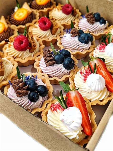 Výber rôznych druhov náplní do tartaletiek