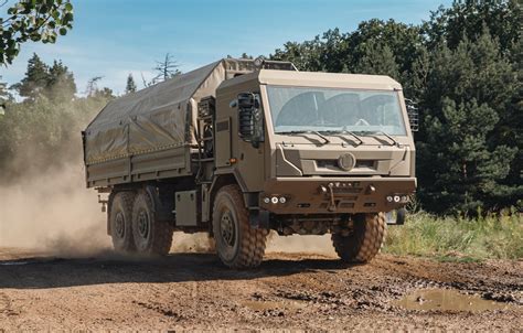 Nákladné automobily Tatra radov Force a Tactic