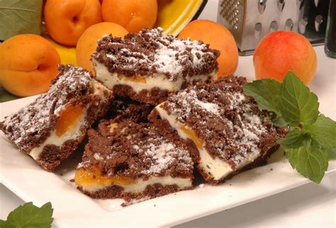 Ingrediencie na tvarohový strúhaný koláč vrátane Dr. Oetker produktov