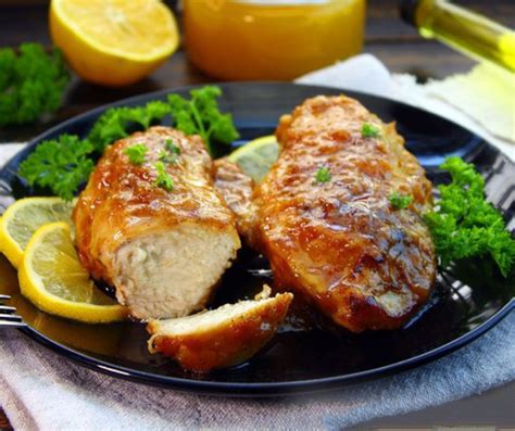 servírované kuracie prsia v medovej omáčke