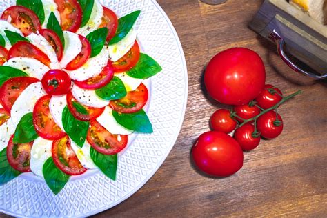 Caprese šalát alebo sendvič