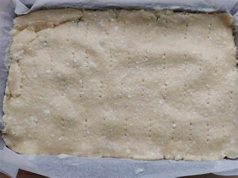 Penový plát pripravený na pečenie