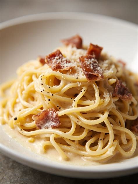 Krémové špagety Carbonara s chrumkavou slaninkou