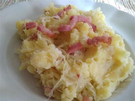 Šťuchané zemiaky s kapustou a citrusmi
