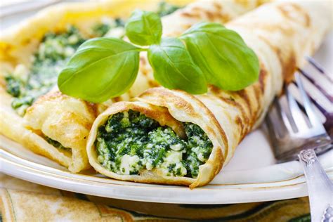 Slane palacinky so spenatom a syrom