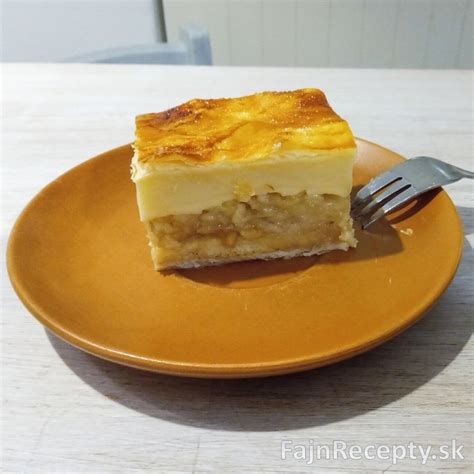 Obrátený jablkový koláč z lístkového cesta