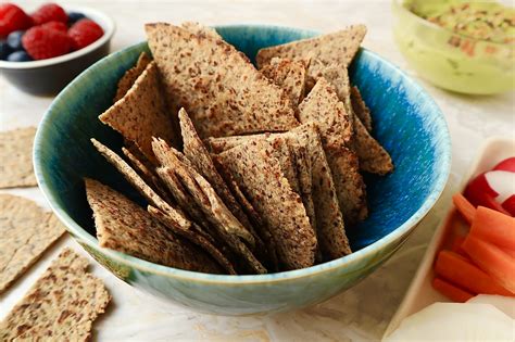Ľanové tortillové chipsy s omáčkou