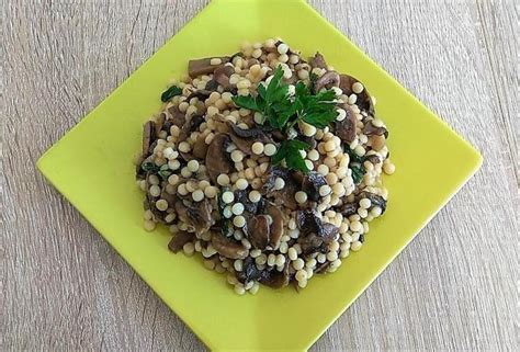 Zloženie dusenej zeleniny so šampiňónmi