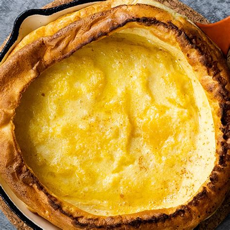 Dutch Baby palacinka po vybratí z rúry