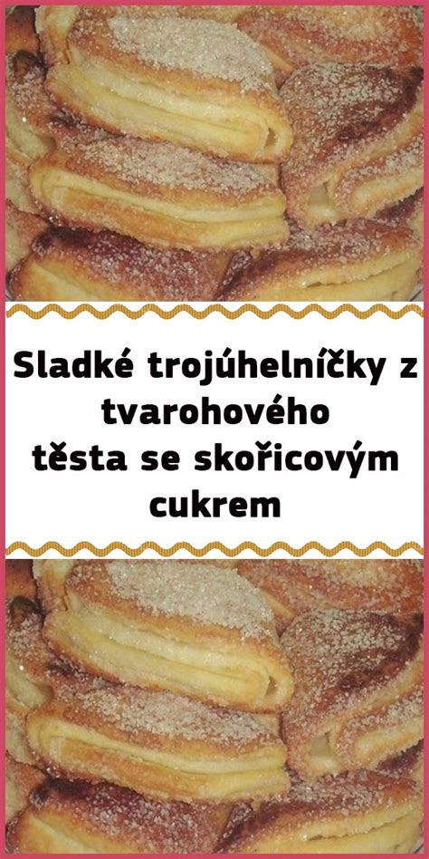 Naplnené trubičky posypané práškovým cukrom