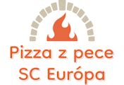 Horúca pizza práve vybraná z pece