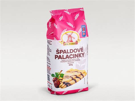 Zmes na palacinky v miske pred odpočinkom