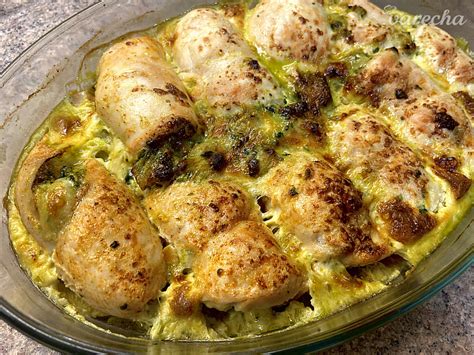 Suroviny na plnené kuracie prsia: kuracie prsia, mozzarella, pesto, sušené paradajky, bazalka